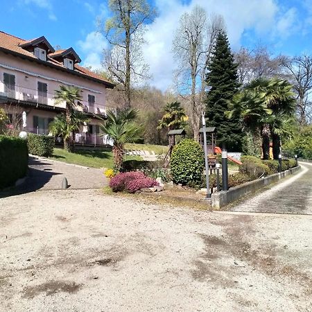 Rossana Apartment Lago Maggiore Бавено Экстерьер фото