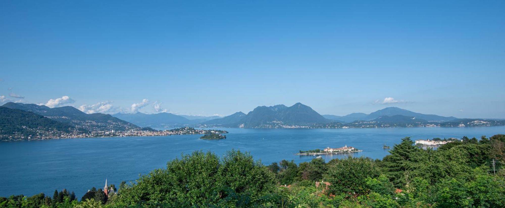 Rossana Apartment Lago Maggiore Бавено Экстерьер фото